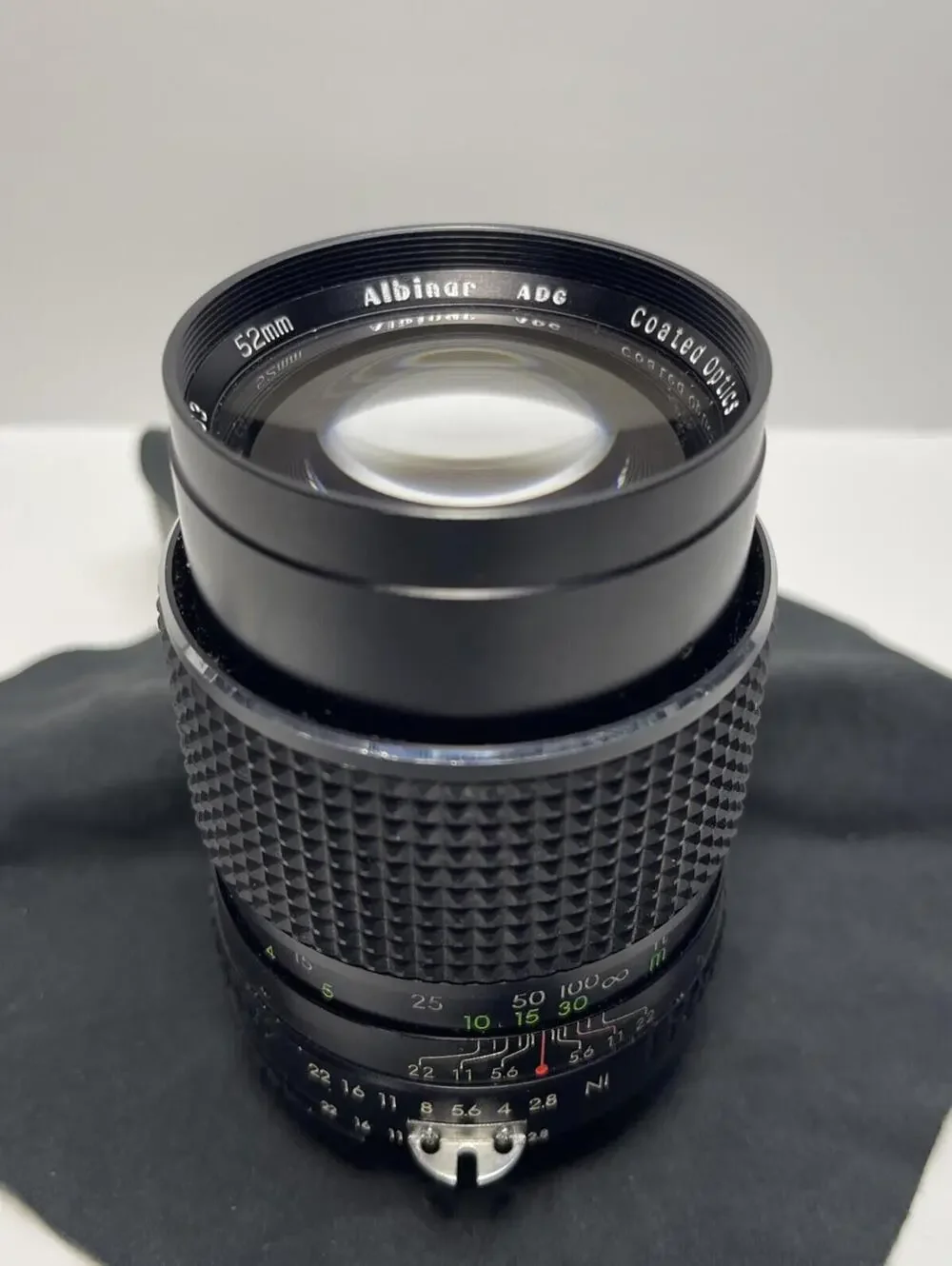 Albinar ADG Coated Optics 1:2.8 f=135mm 52mm No. 801563 Manual Lens
